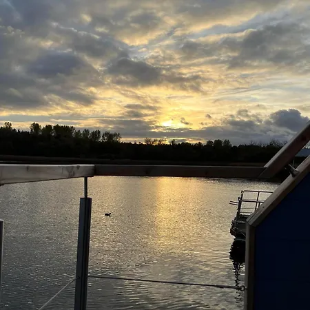 Lägenhet Hausboot 